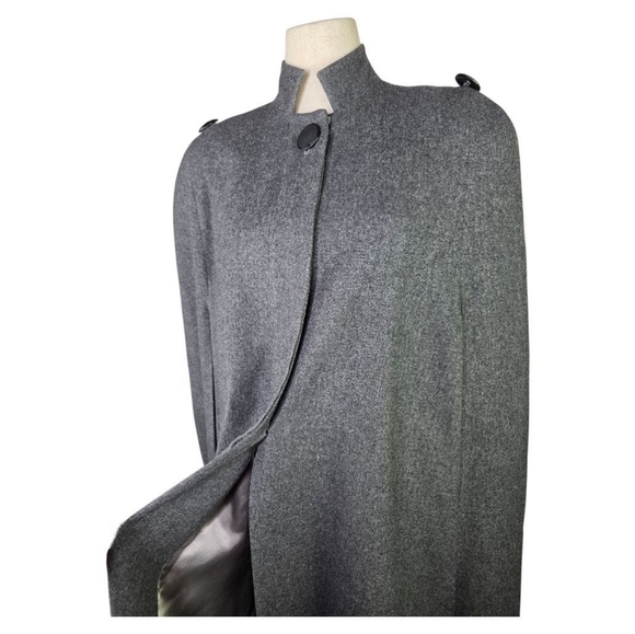 Vintage C’est Simone Charcoal Gray Wool Cape Small 70s Full Length Buttoned - Picture 9 of 14